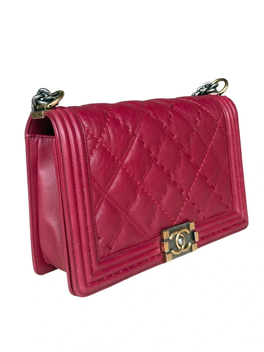 ❣️Chanel Boy Bag Medium Red Quilted Calfskin Ruthenium Hardware Authentic 2016
